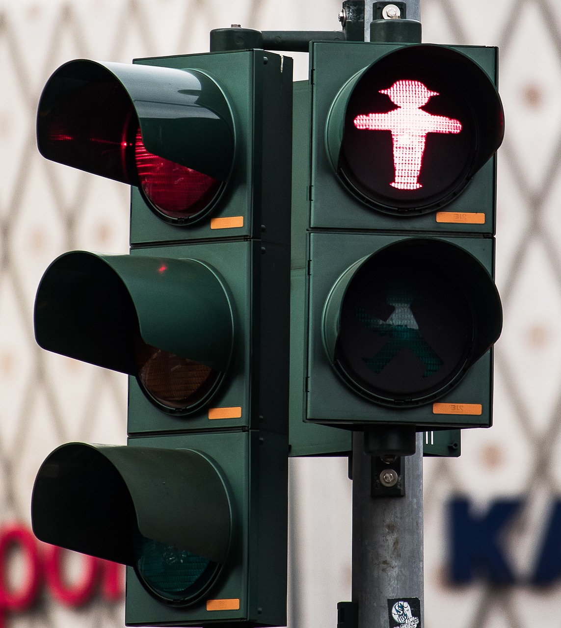 traffic light, traffic lights, road traffic-3934173.jpg